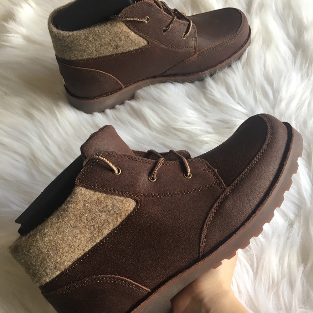 Ugg orin wool kid’s 4